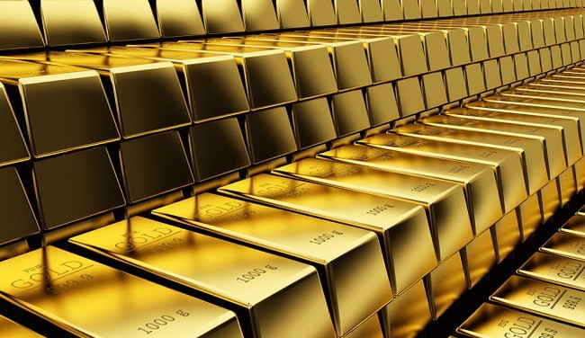 По итогам биржевых торгов цена золота 26 октября опустилась ниже 1800 долларов за унцию